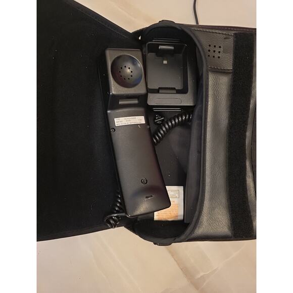 Vintage Cellular One Motorola Cellphone Model SCN2498b Mobile Bag Car Phone - Picture 8 of 16